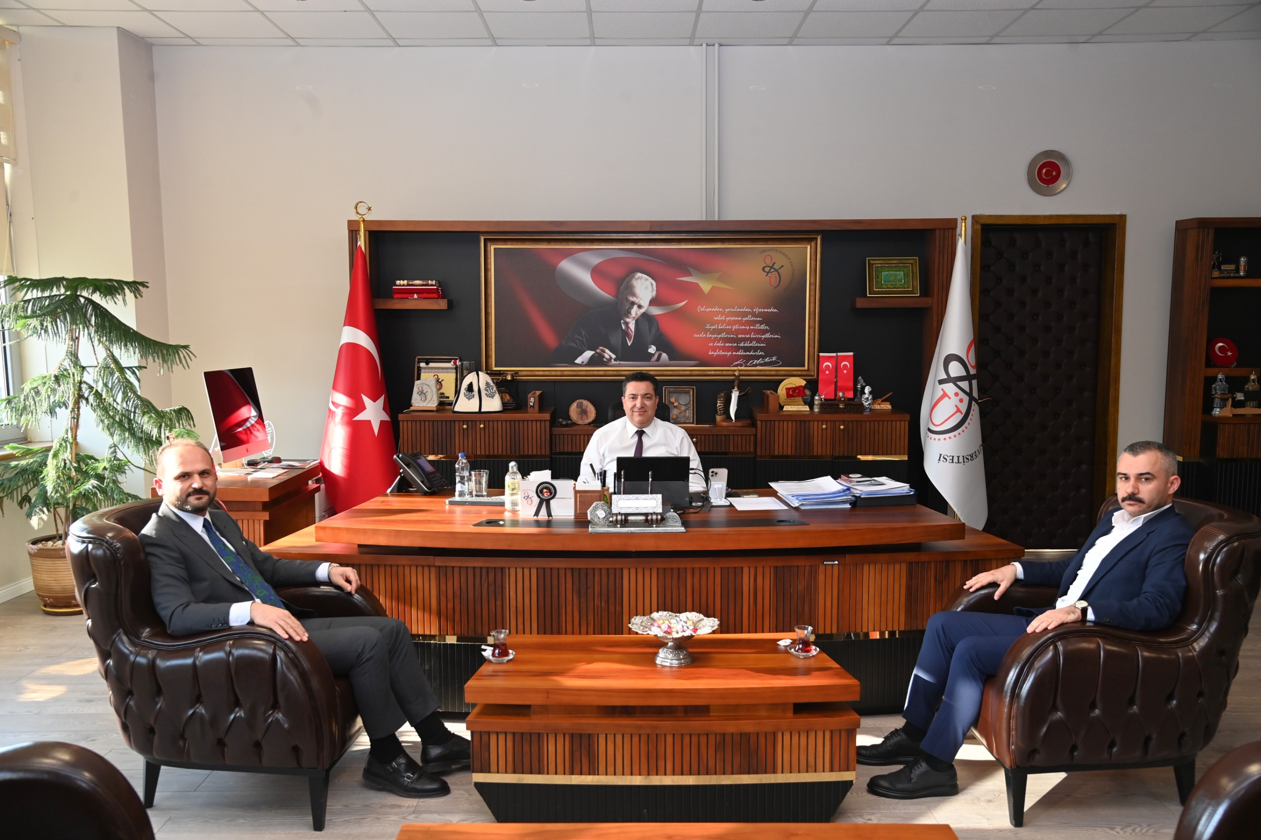 AK Parti Ceyhan İlçe Başkanı Süleyman Yeşil’den Rektörümüze Ziyaret