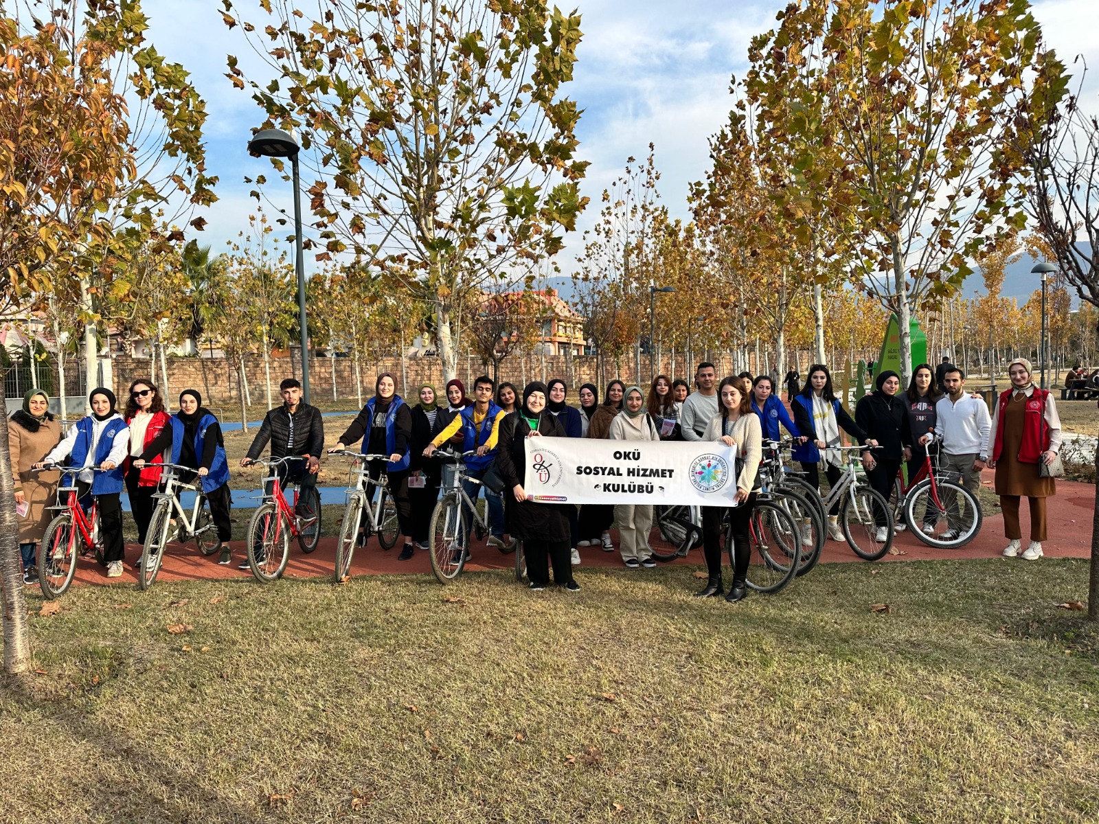 Öğrencilerimizden İnsan Hakları Günü Etkinliği: Pedallar Daha Adil Bir Dünya İçin Çevrildi