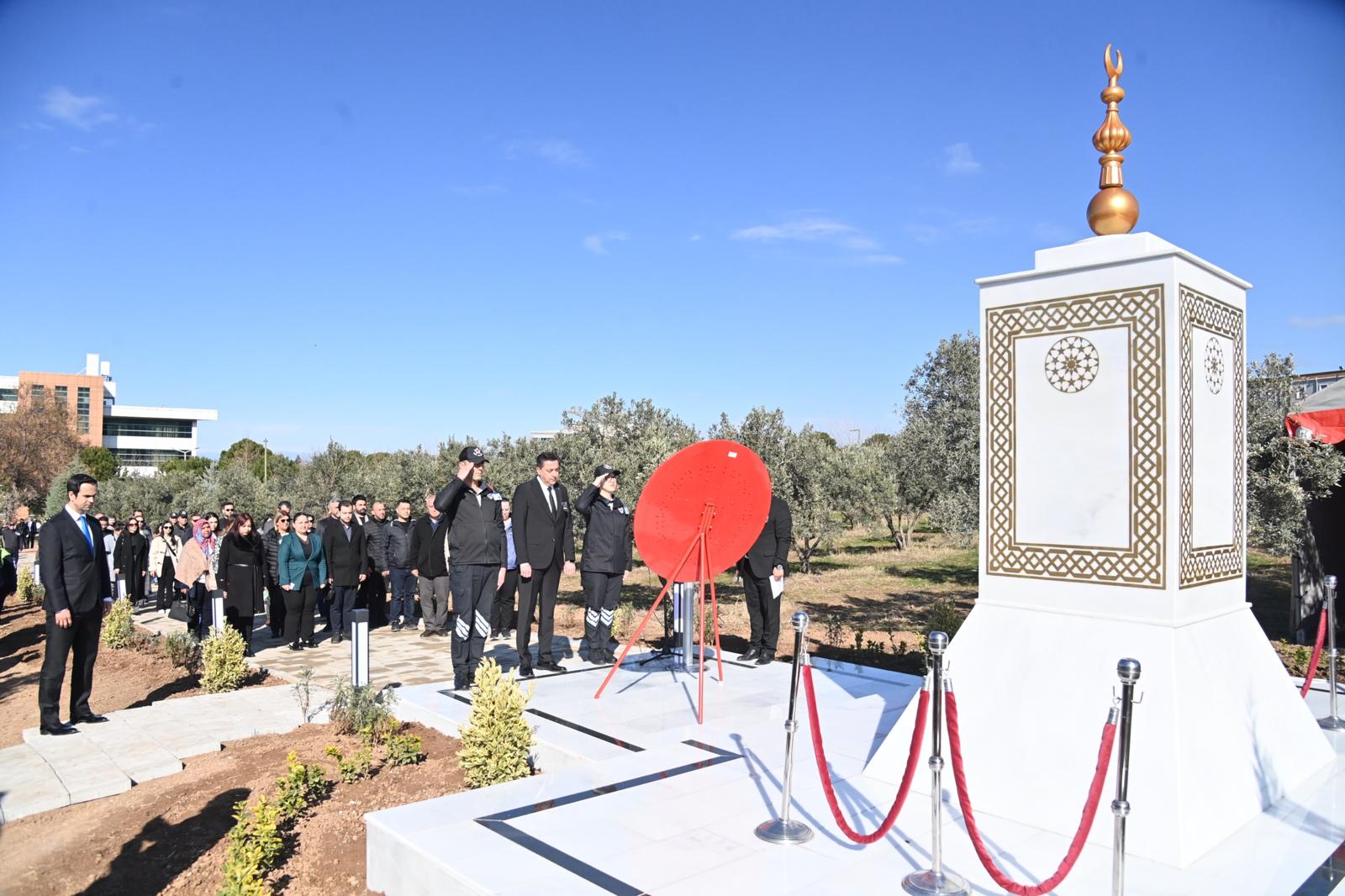 OKÜ’de Deprem Şehitleri Anısına Anıt Açıldı