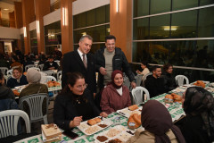 OKÜ’de Anlamlı Buluşma: Öğrenciler İftar Sofrasında Bir Araya Geldi