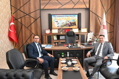 Rektörümüzden Yağlı Tohumlar Araştırma Enstitüsü Müdürlüğüne İade-i Ziyaret
