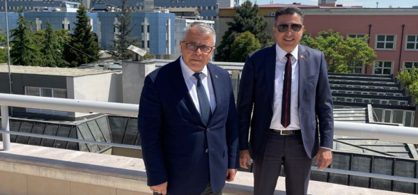 Rektörümüz Prof. Dr. Turgay Uzun, Türk Tarih Kurumu Başkanı Prof. Dr. Birol Çetin'i Ziyaret Etti