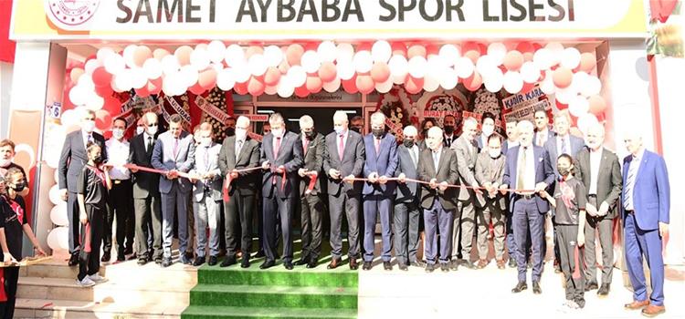 Rektörümüz, Osmaniye Samet Aybaba Spor Lisesi Açılış Programına Katıldı