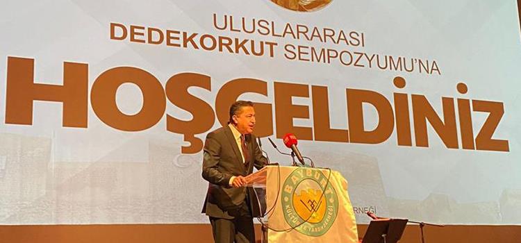 Rektörümüz Uluslararası  Dede Korkut Sempozyumu’na Katıldı 