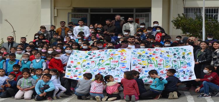 Ahbap OKÜ Kulübü’nden “Okulumda Rengârenk Bahar Şenliği”