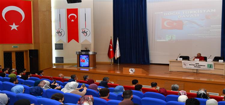 Üniversitemizde ‘’Doğu Türkistan Davası’’ Paneli Düzenlendi