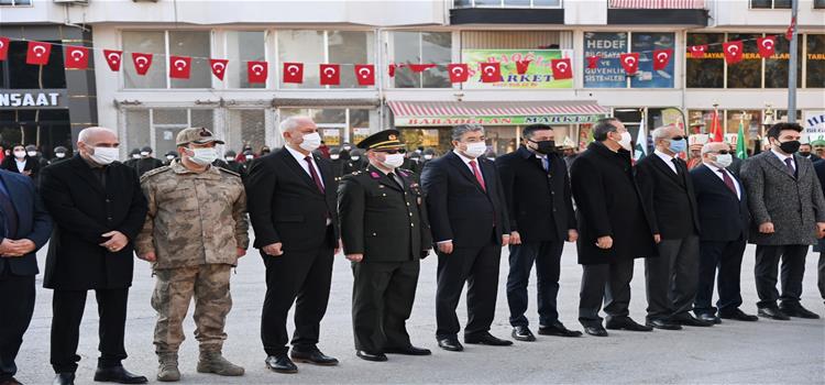 Rektörümüz, Büyük Önder Atatürk'ün Osmaniye' ye  Gelişinin 97. Yıl Dönümü Kutlama Törenine Katıldı 