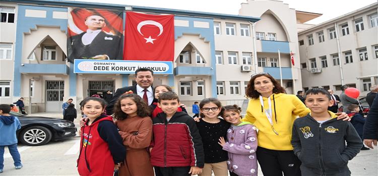 Rektörümüz, Dede Korkut İlkokulunda Gerçekleşen Programa Katıldı