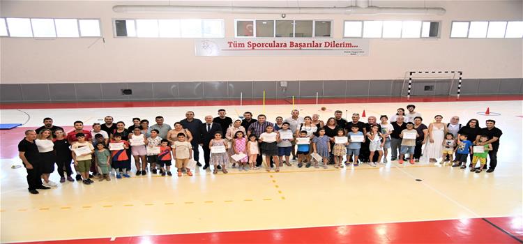 Üniversitemiz Tarafından Düzenlenen OKÜ Çocuk Spor Yaz Kampı Tamamlandı