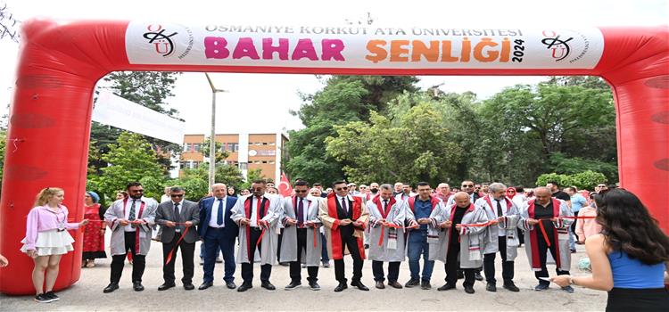 OKÜ Bahar Şenliği Coşkuyla Devam Ediyor