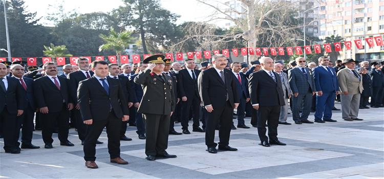 Rektörümüz, Mustafa Kemal Atatürk’ün Vefatının 85. Yıl Dönümü Dolayısıyla İlimizde Düzenlenen Törene Katıldı