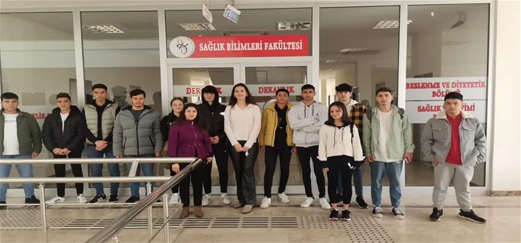 Özel Gökay Anadolu Sağlık Meslek Lisesi Öğrencileri Fakültemizi Ziyaret Etti…