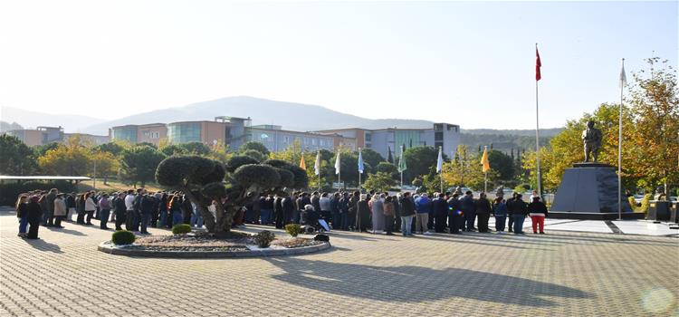 Üniversitemizde 10 Kasım Atatürk’ü Anma Programı  Düzenlendi