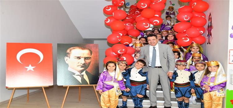 Üniversitemiz Anaokulu’ndan 23 Nisan Ulusal Egemenlik ve Çocuk Bayramı Etkinliği