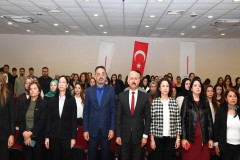 Malnütrisyon Farkındalık Haftasında Uzmanlar Öğrencilerle Buluştu