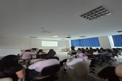 YAŞLI BAKIM PROGRAMI ÖĞRENCİLERİMİZE YÖNELİK KALİTE VE AKREDİTASYON KONULU EĞİTİM SUNUMU GERÇEKLEŞTİRİLDİ